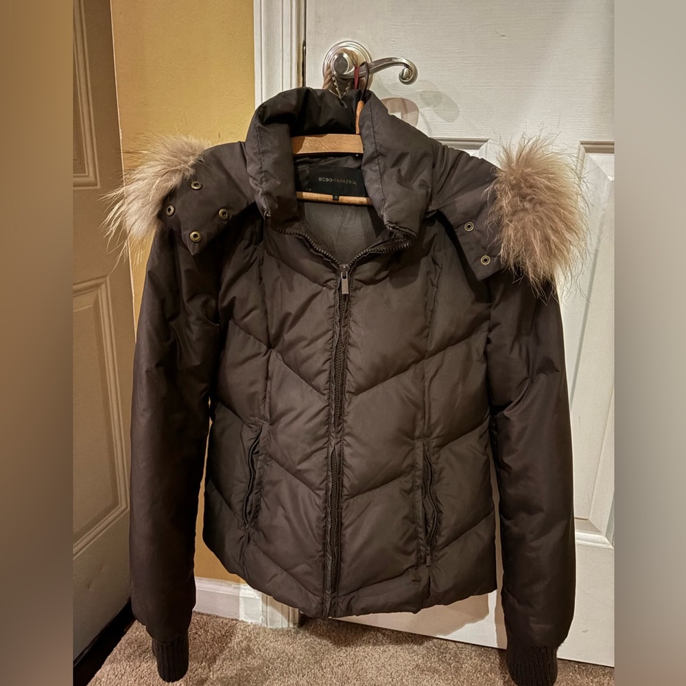 Brown ski jacket, fur trimmed hood, excellent condition, detachable hood